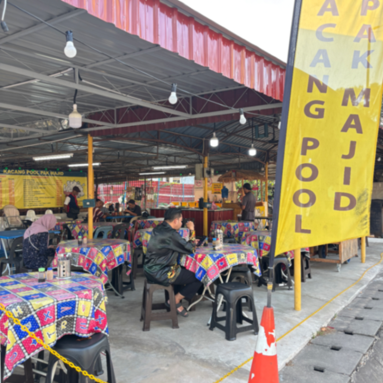 Warung Kacang Pool Pak Majid 